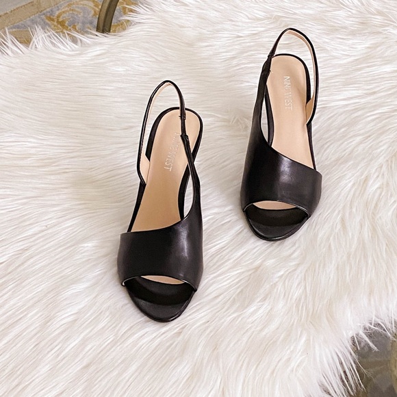 Nine West black asymmetrical heels size 6.5 - Picture 6 of 10